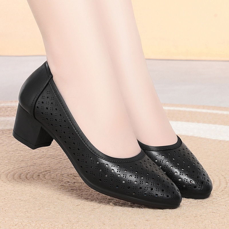 Beige Mary Jane Shoes With Adj - Women'S Shoes For Work 评论和价格