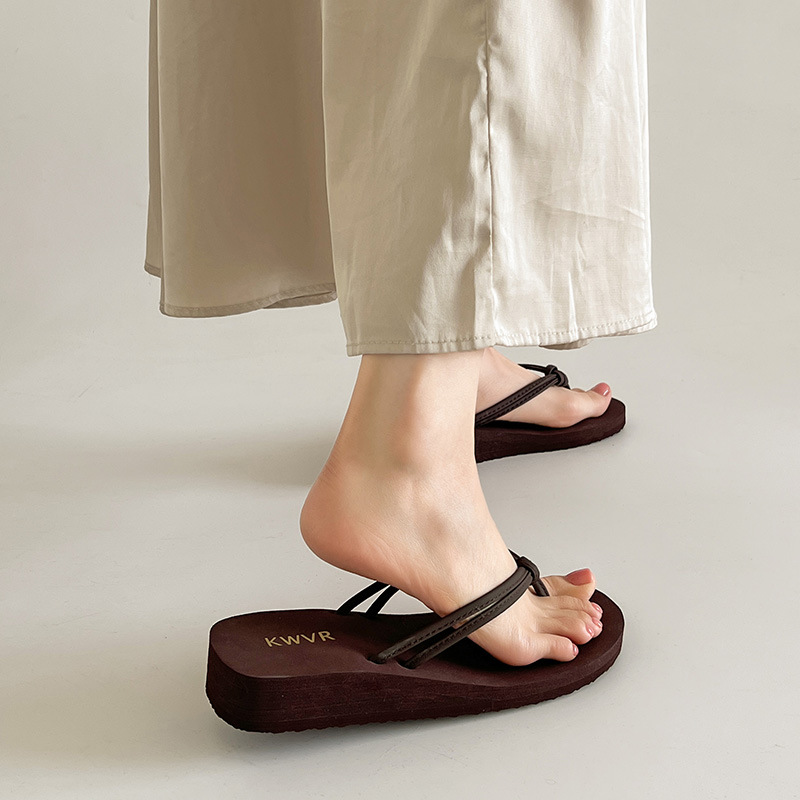 Women Brown Flip Flops Summer  - Thong Flat Sandal 评论和价格